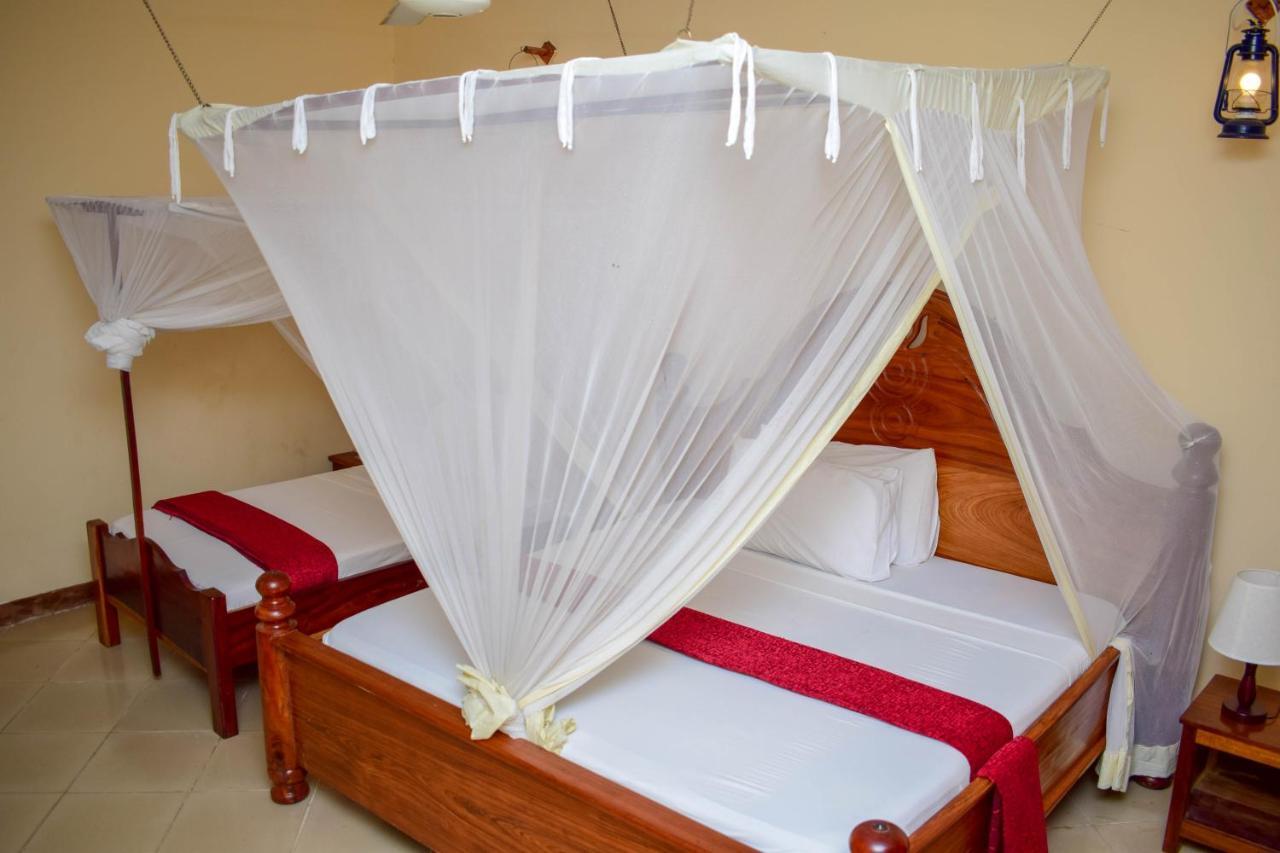 Amaan Ocean Hotel Kihinani Bububu Exteriör bild