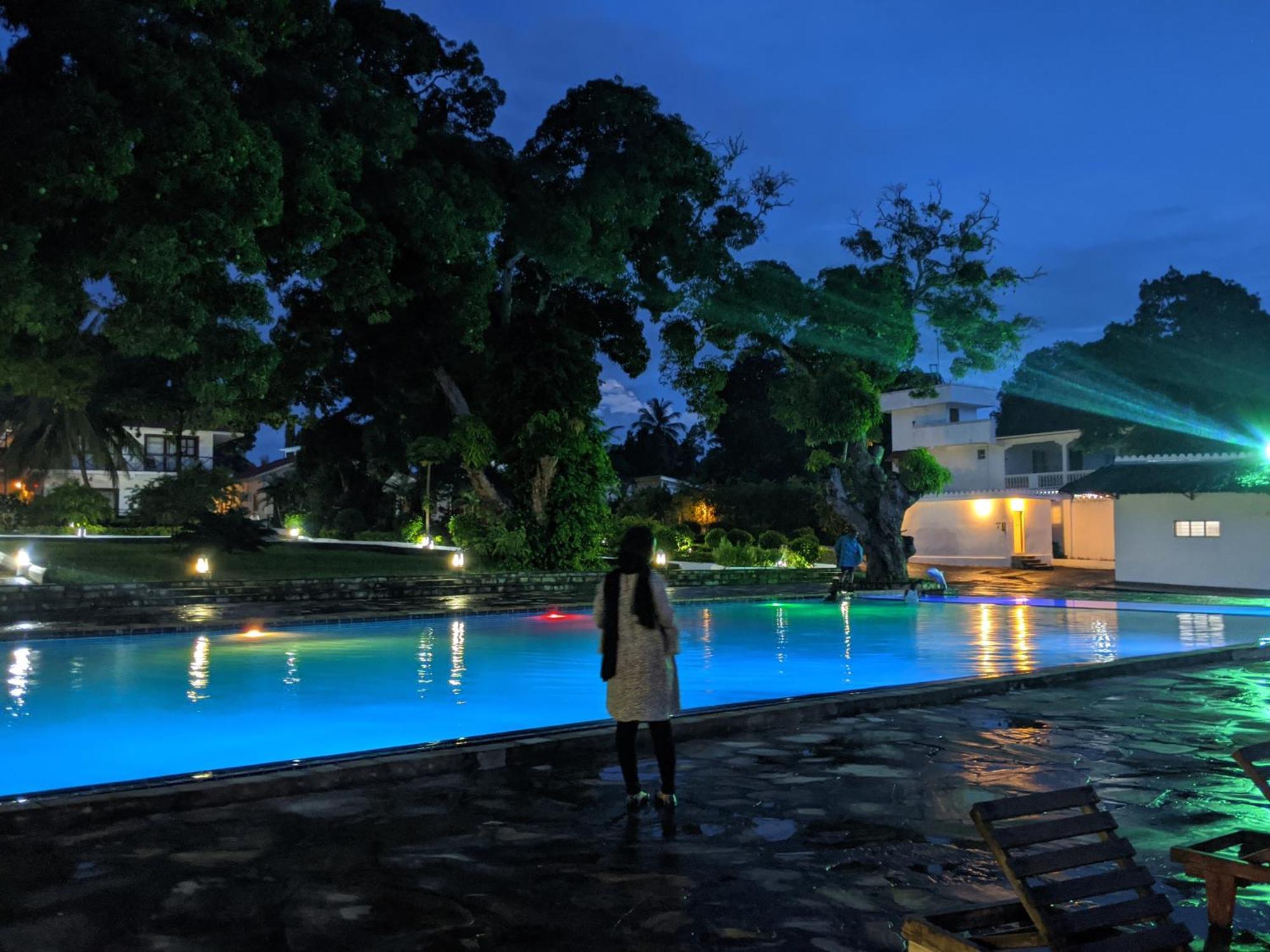Amaan Ocean Hotel Kihinani Bububu Exteriör bild